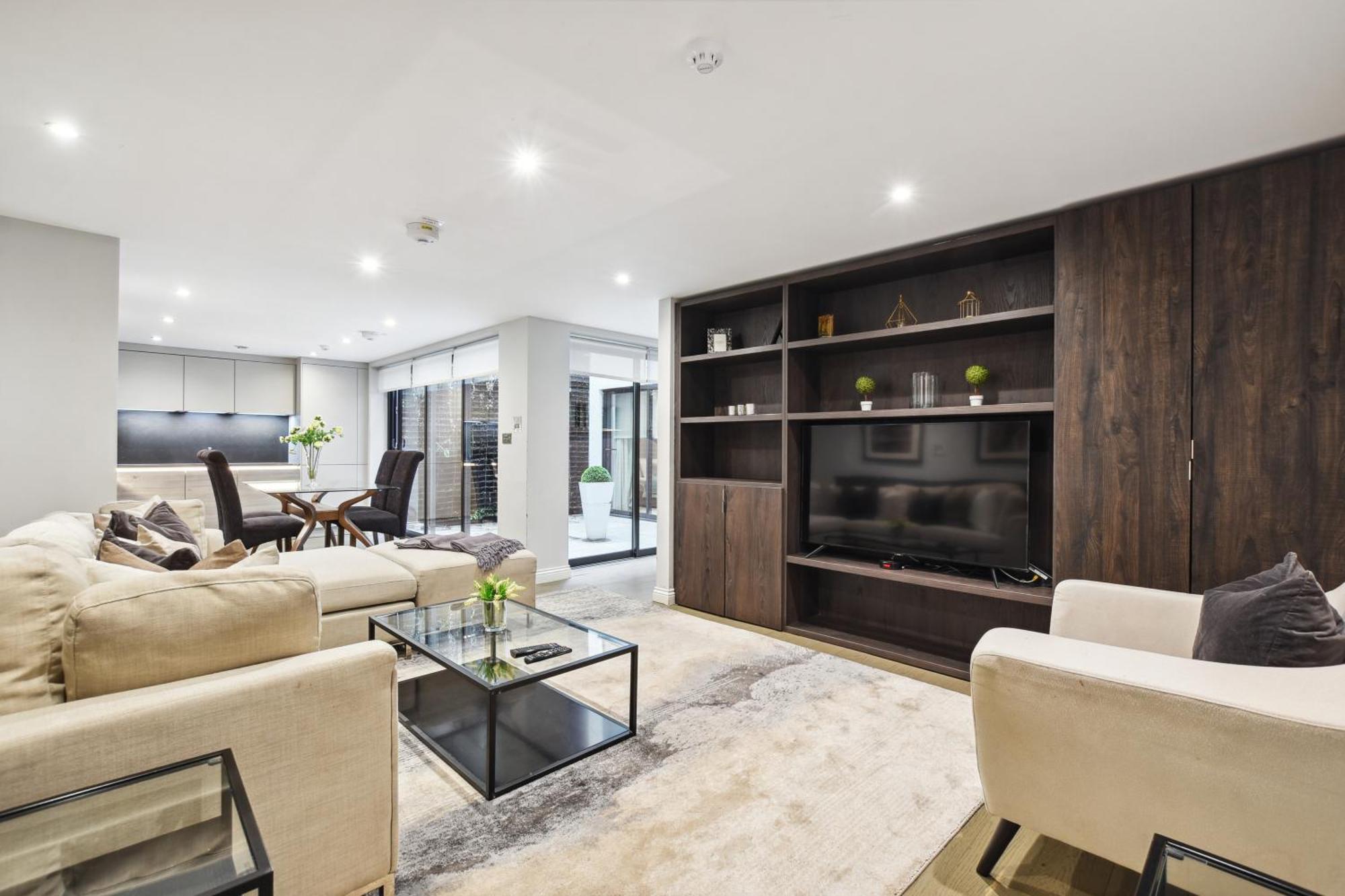 Buckingham Palace Residences By Aeria Apartments Londen Buitenkant foto