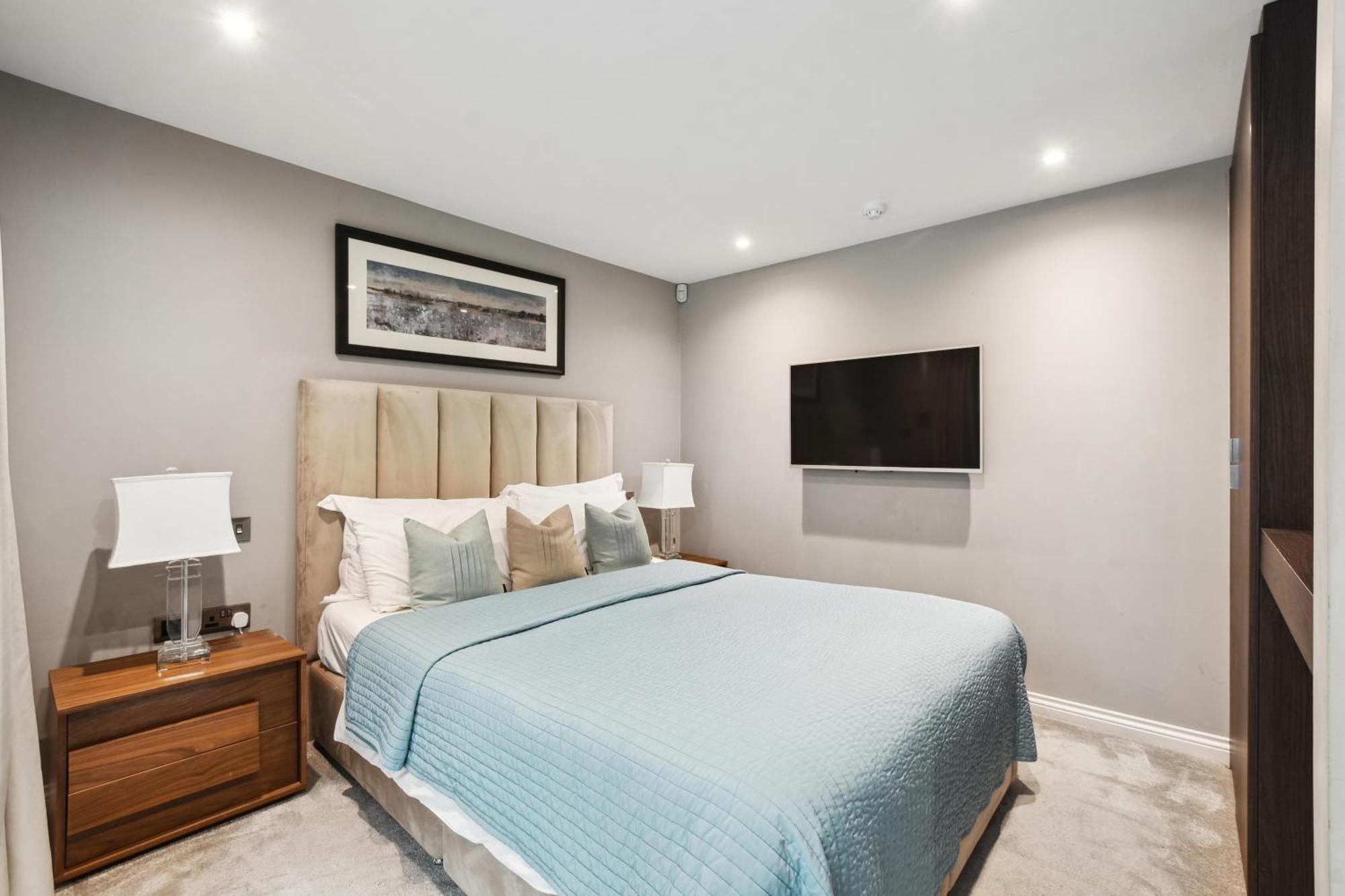 Buckingham Palace Residences By Aeria Apartments Londen Buitenkant foto